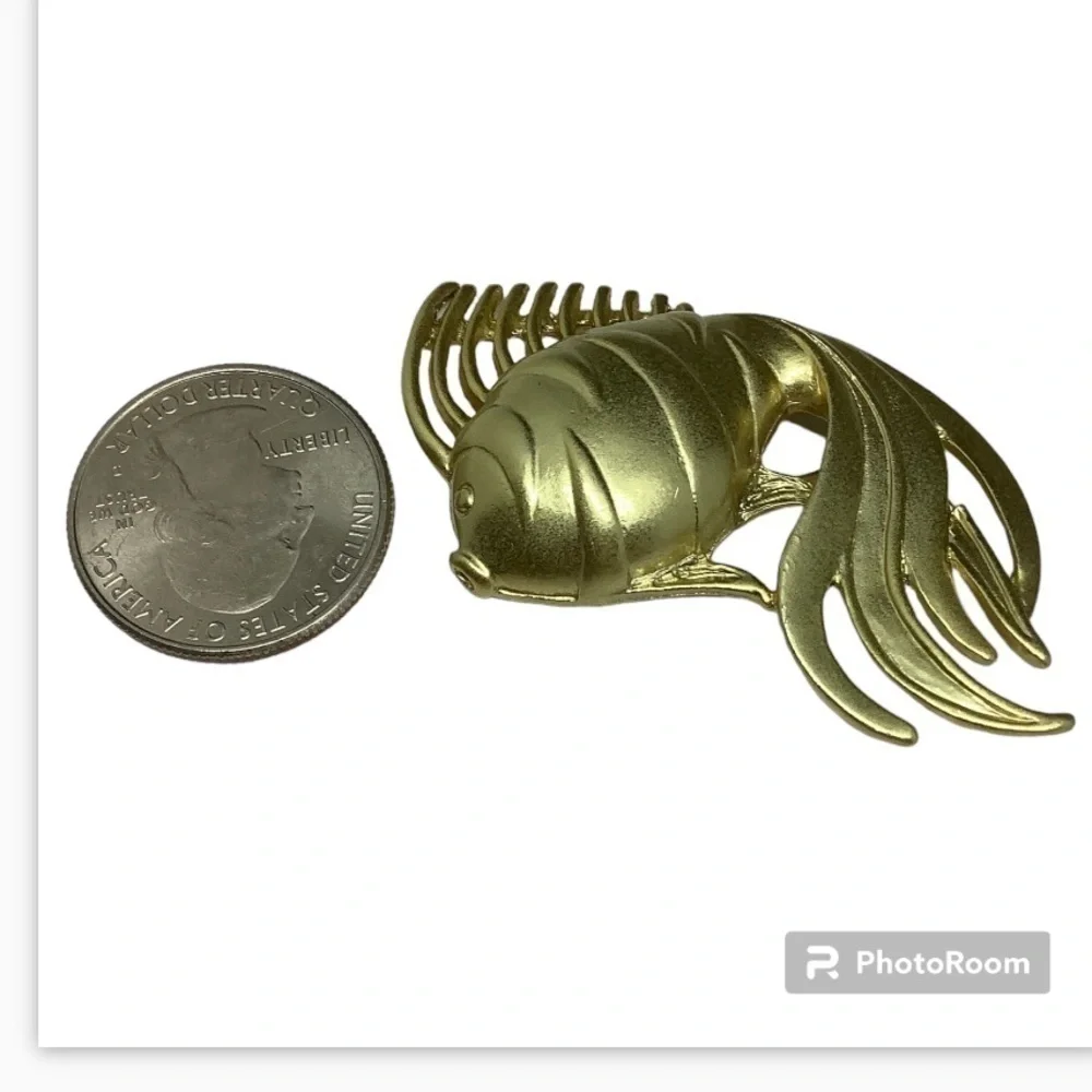 AJC Large Gold Tone designer brooch